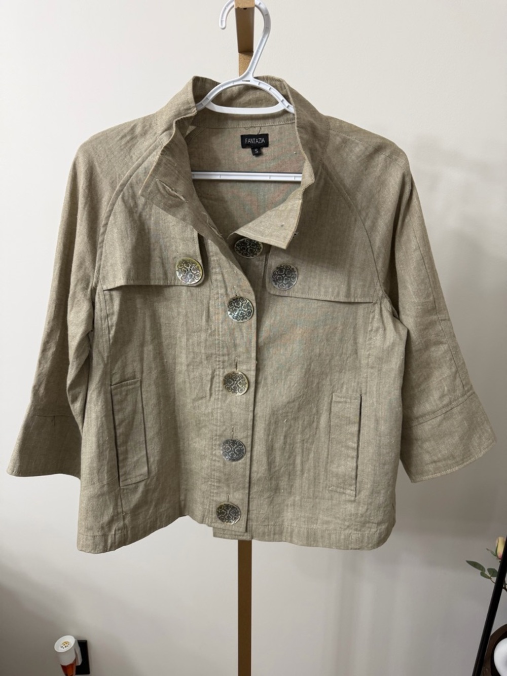 Fantazia Beige Linen Button-Front Lightweight Blazer